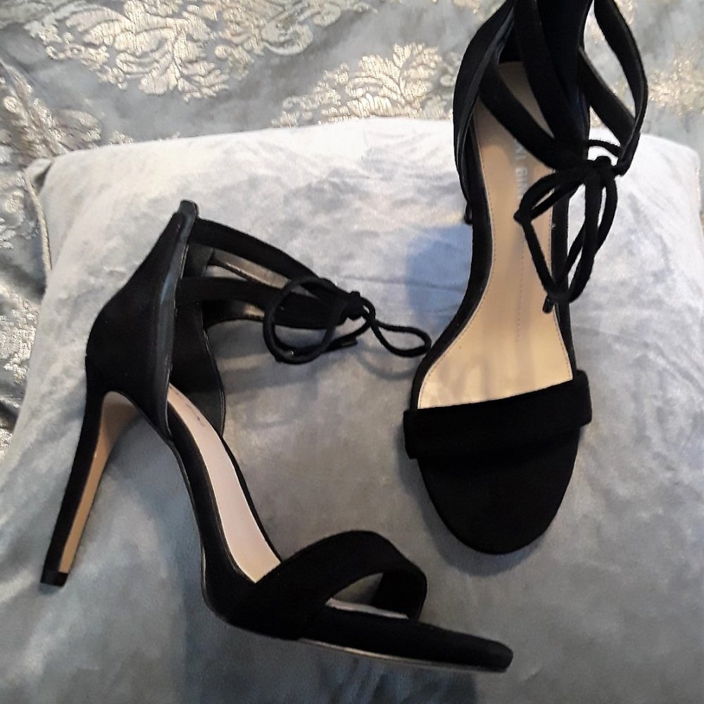 Gianni Bini Black Jordie heels - Picture 4 of 4